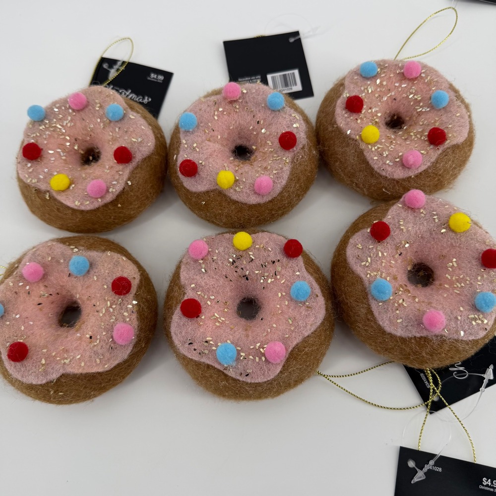 The Christmas Shoppe Felt Donut Ornament Pink Frosting Sprinkles‎ Set of 6